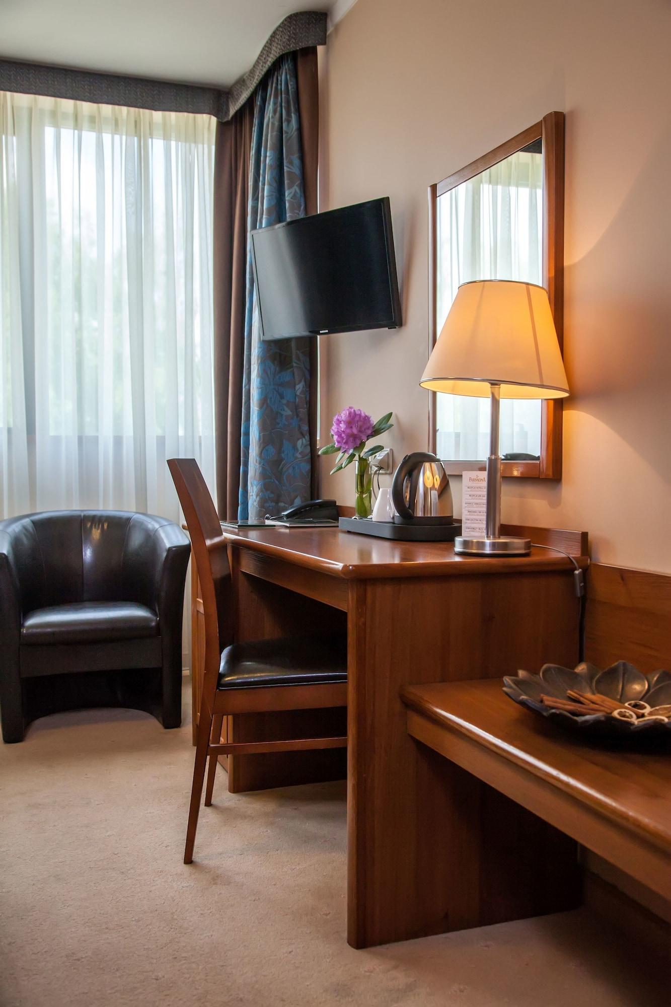 Farmona Hotel Business & Spa Краків Екстер'єр фото
