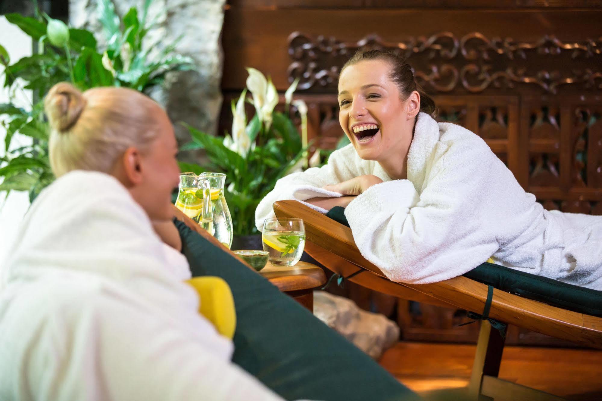 Farmona Hotel Business & Spa Краків Екстер'єр фото